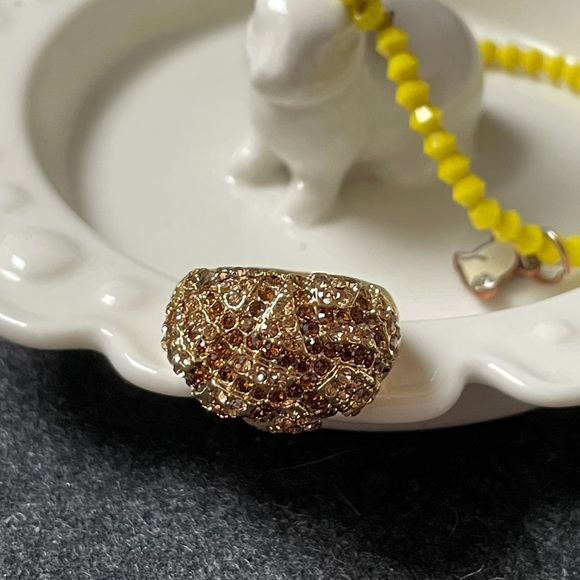 Gold and amber cocktail ring - Picture 2 of 5